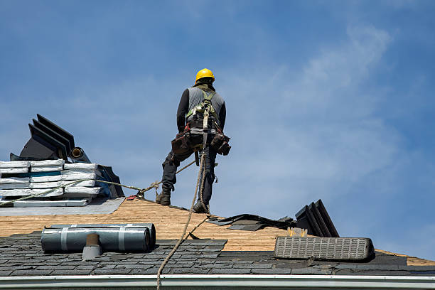 Professional Roofing technician working in Riverview, MO